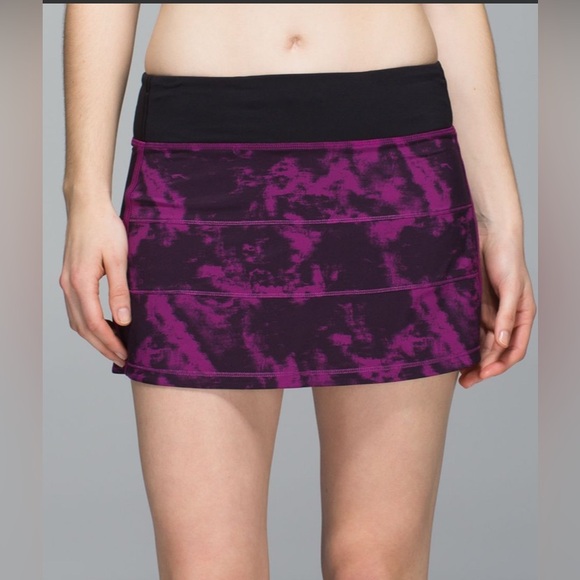 lululemon athletica Dresses & Skirts - Lululemon Pace Rival Skirt II 4-way Breezie Regal Plum Black / Black Sz 10 Reg!